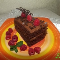 Prăjitură de ciocolată cu zmeură