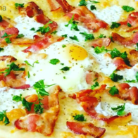 Pizza cu bacon și ou